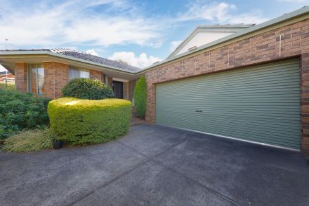 19A Joyce Street, Nunawading - Photo 2