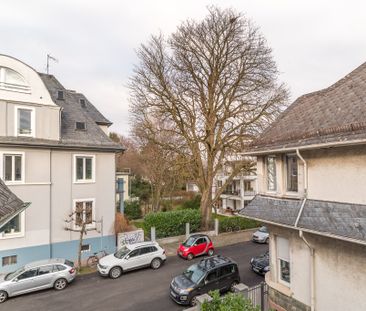 City-Residence: Nette 2-Zimmer-Wohnung in schönem Altbau - Photo 1