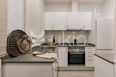 4 room luxury Apartment for rent in Barcelona, Spain - Photo 4