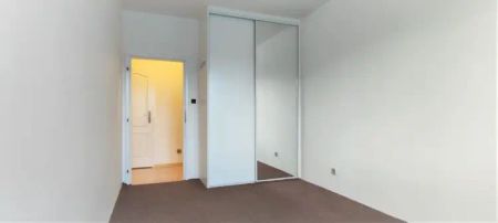 Pronájem bytu 3+1 (80 m - Fotografie 3