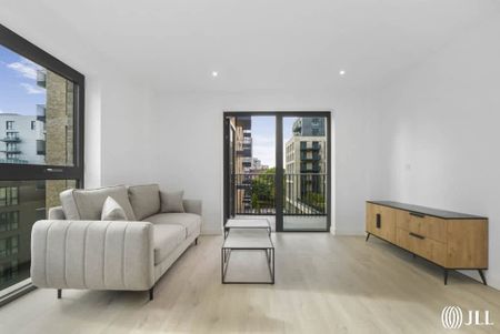 Anax Street London N4 - Photo 3