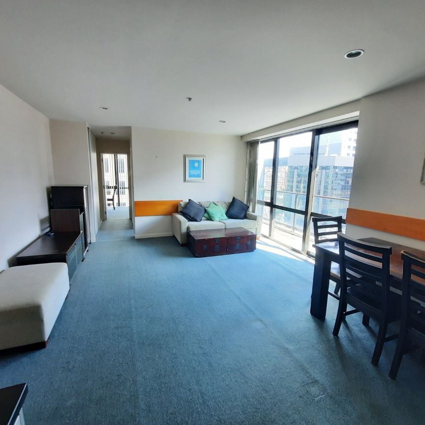 Great location with perfect views - Photo 1