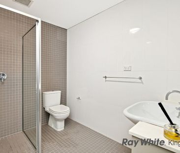 "Phoenix Apartments " Quality 1 Bedroom Contemporary Apartment - Photo 3