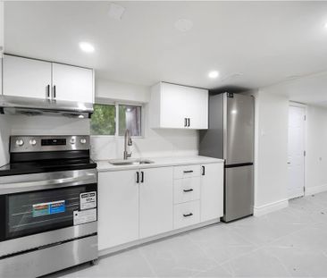 18 MOUNTAIN Street Unit# 3, Grimsby, Ontario, L3M3J8 - Photo 1