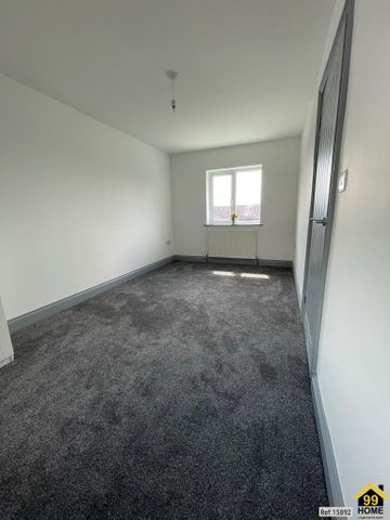 3 bed Terraced in Singleton Avenue Horwich, BOLTON, BL6 7DX - Photo 2