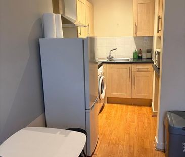 Flat 2B, 16 Bridge Street, AB11 6JJ, Aberdeen - Photo 4
