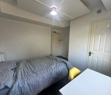 1 bedroom property to rent Overn Avenue, Buckingham, Buckinghamshir... - Photo 2