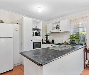 Peaceful Living in Beautiful Elanora - Photo 1