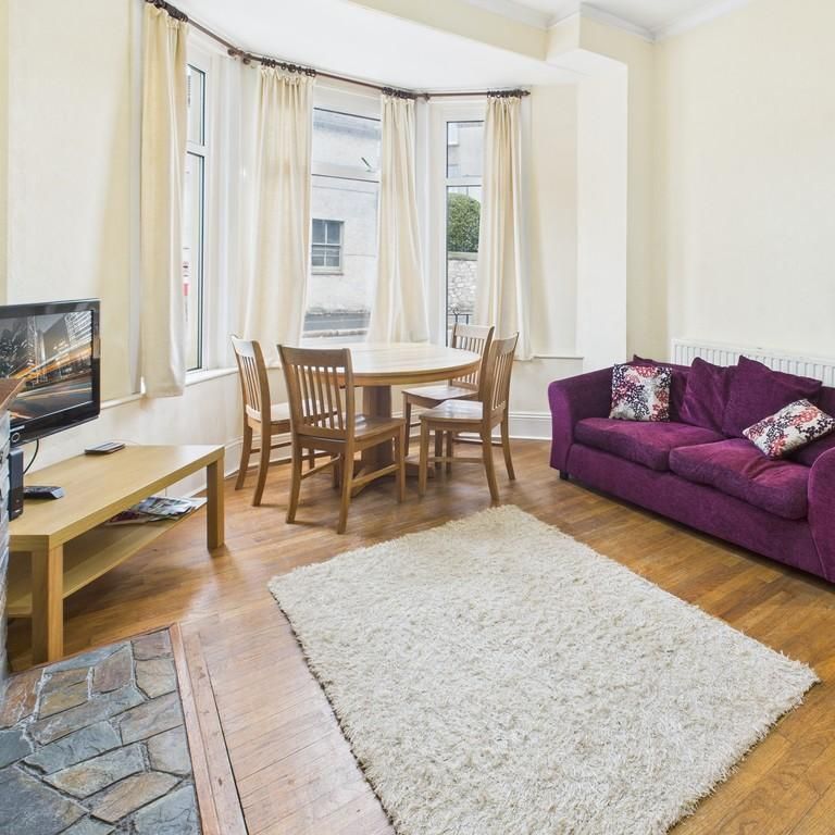 3 bedroom terraced house to rent - Photo 1