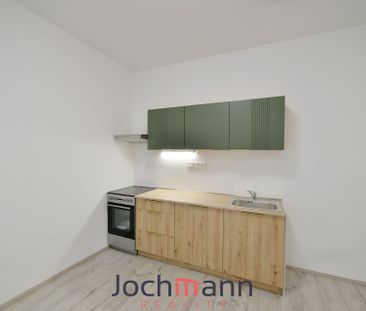 Pronájem bytu 2+kk 37 m², Jeremiášova, České Budějovice - Photo 1