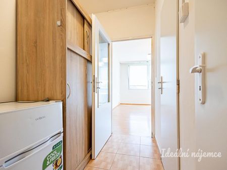 Pronájem bytu 1+kk 33 m2 - Photo 3