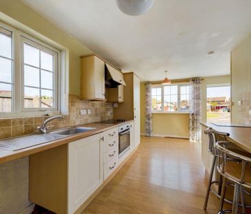 2 bedroom bungalow to rent - Photo 3