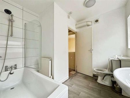 Curtis Street, Swindon, SN1 - Photo 4