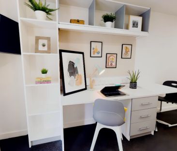 Bronze Studio - Photo 5