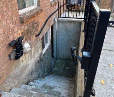 For Lease - 5215 Micmac Crescent Unit# Lower, Mississauga, Ontario - Photo 6