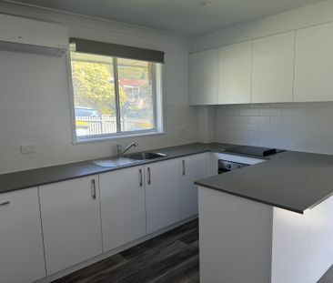 2/24 Garden Grove Pde, Adamstown Heights, NSW 2289 - Photo 4