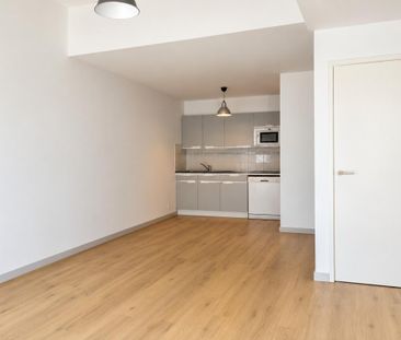 Location Appartement 3 pièces 58m² LES SABLES D OLONNE 85100 - Photo 3