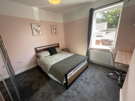 2 bedroom terraced house to rent - Photo 3