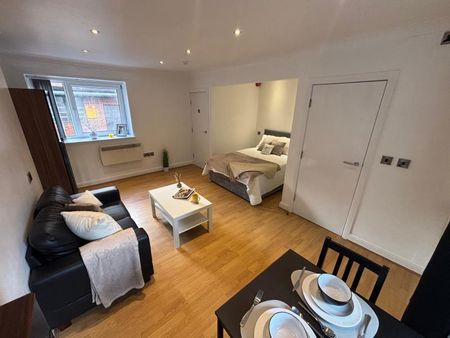 Studio to rent - Photo 3