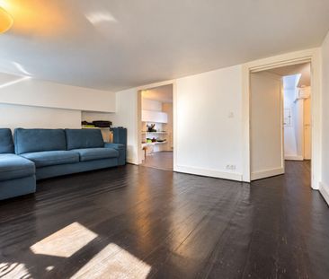 Appartement te huur in Brussel voor € 915 met 1 slaapkamer - Photo 3