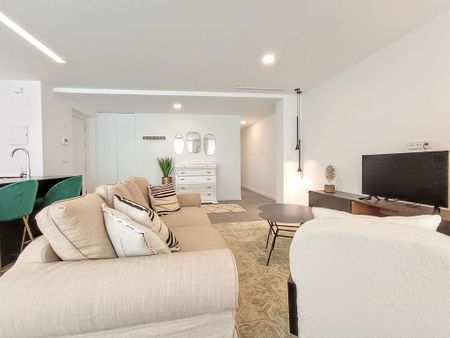 Luxury Apartment for rent in Alicante, Valencia - Photo 3