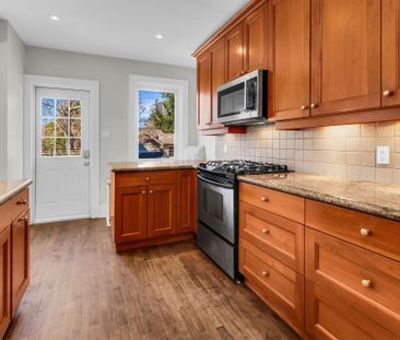 For Lease - 296 Rosewell Avenue, Toronto, Ontario - Photo 2