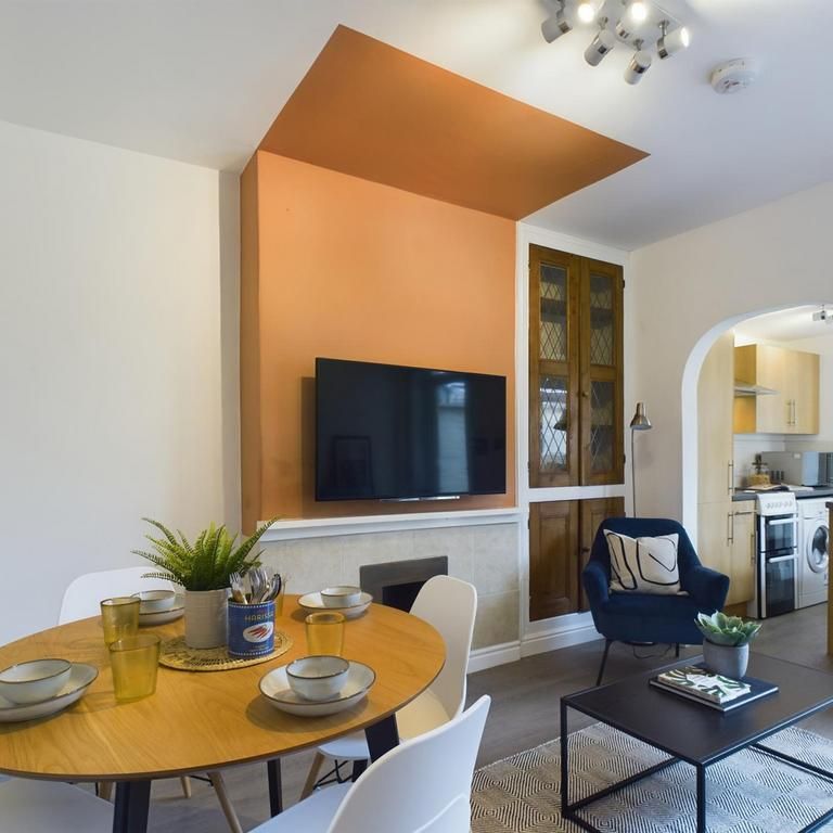 4 bedroom house to rent - Photo 1