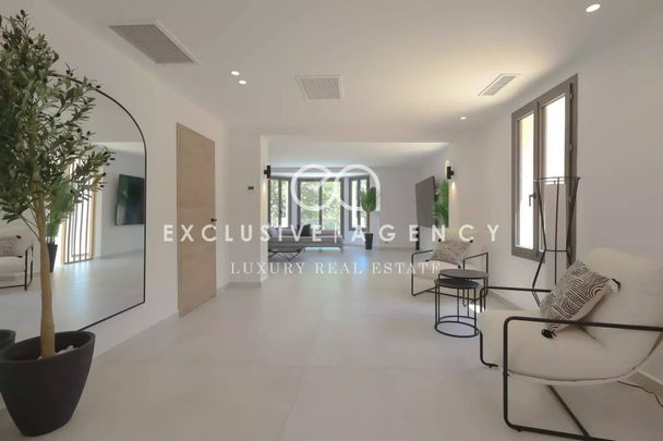 CANNES CROIX DES GARDES VILLA 390 M² AVEC PISCINE - Photo 1