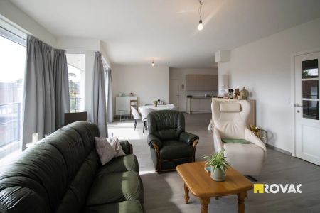 Instapklaar en ruim nieuwbouwappartement (113 m²) met garage en private parkeerplaats! - Photo 2