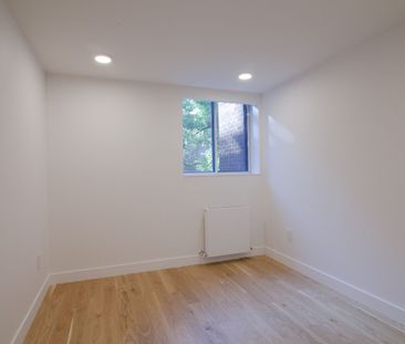 4800 Maisonneuve Blvd W - Photo 1