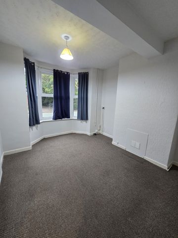 2 Bedroom mid terrace - Photo 4