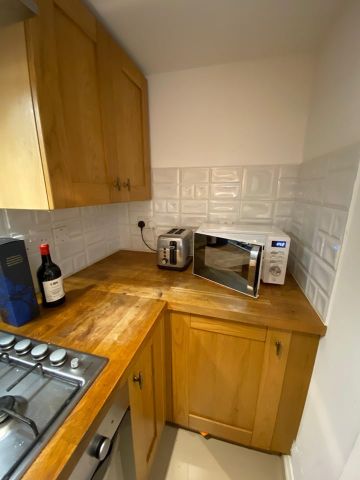 2 Bed Flat, Black Prince Rd, SE11 - Photo 4