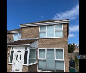 2 bedroom end of terrace house to rent - Photo 2