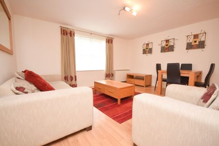 2 bedroom flat to rent, - Photo 5