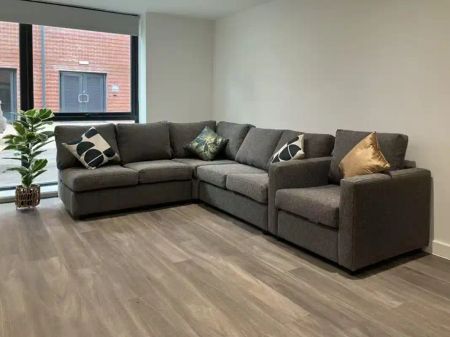 Premium Townhouse Ensuite - Photo 3