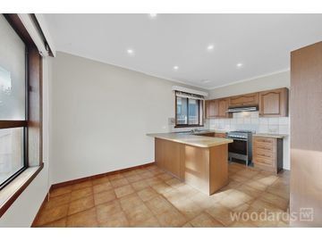 Location & Low Maintenance Family Home - Photo 1