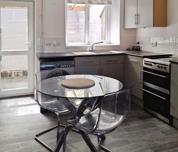 3 bedroom property to rent - Photo 5