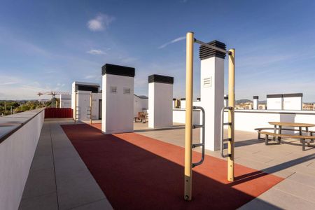 4 room luxury Apartment for rent in Sabadell, Catalonia - Photo 4