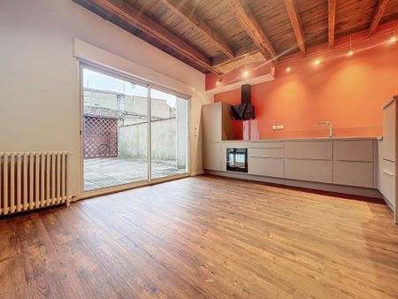Location Appartement 3 pièces 110m² AGEN 47000 - Photo 4