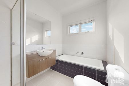 5B Maireana Street, Maribyrnong - Photo 2