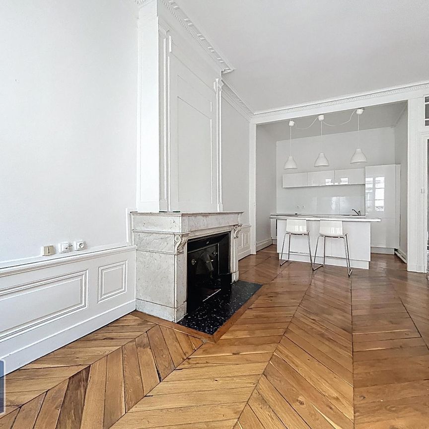 Location Appartement 4 pièces 98m² LYON 2ème - Photo 1