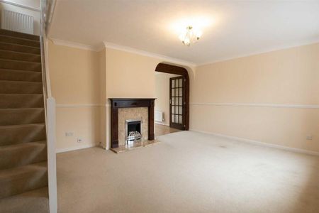3 bedroom detached house to rent - Photo 3