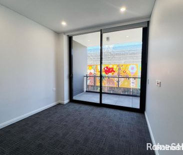 Modern 2-Bed Apartment in the Heart of Zetland - Photo 2