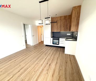 Pronájem bytu 2+kk v osobním vlastnictví 51 m², Kladno - Photo 4