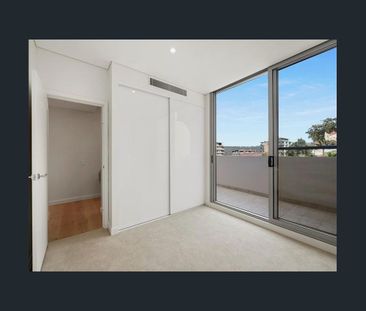 Elevate your lifestyle with luxe living at the Scenic complex - Photo 2