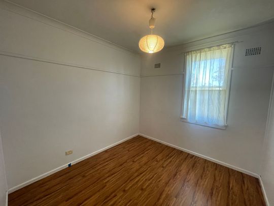 Three Bedroom Family Home - Photo 1