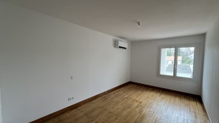 Location Maison 3 pièces 100m² FRONTENAY ROHAN ROHAN 79270 - Photo 2
