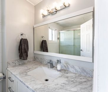 For Lease - 25 Hun Crescent, Toronto, Ontario - Photo 5