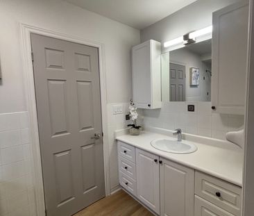 For Lease - 4085 King Street Unit# # 1 Upper Level, Caledon, Ontario - Photo 6