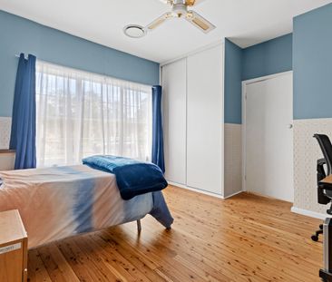 15 Merryl Avenue, Old Toongabbie NSW 2146 - House For Rent | Domain - Photo 5